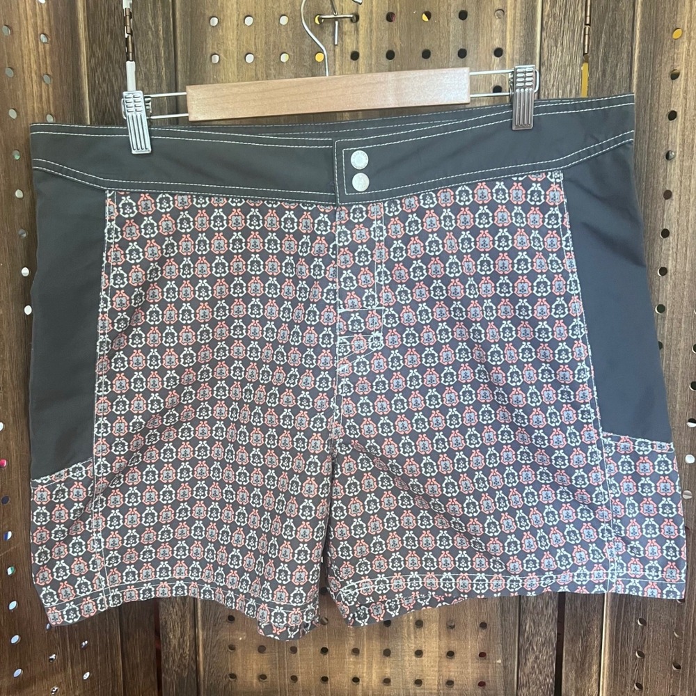 Reyn Spooner Board Shorts Men's Size 36 Grey Salmon White Hawaii Surf